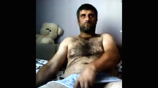 Masturbating amateur gay bears videos